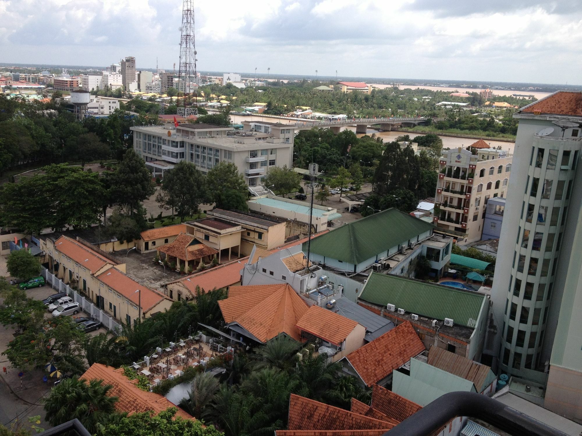 โรงแรมคิมโถ เกิ่นเทอ ภายนอก รูปภาพ